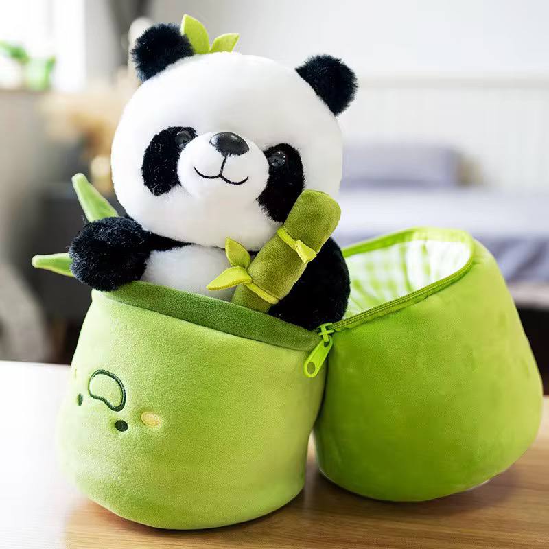 PANDA CON CASITA DE BAMBÚ