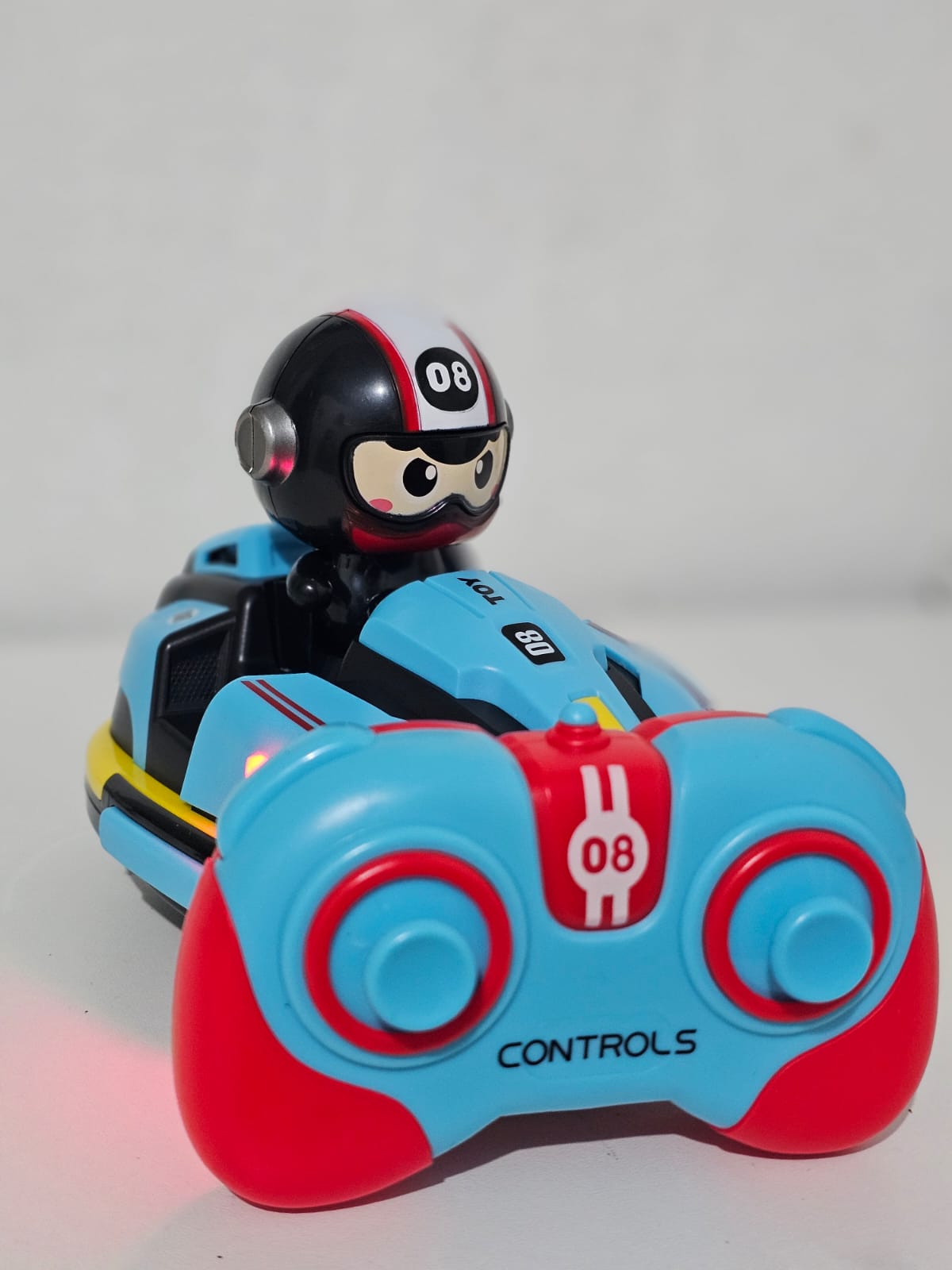 GO KART A CONTROL REMOTO